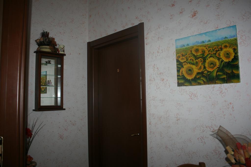 Folia B&B Ρώμη Εξωτερικό φωτογραφία