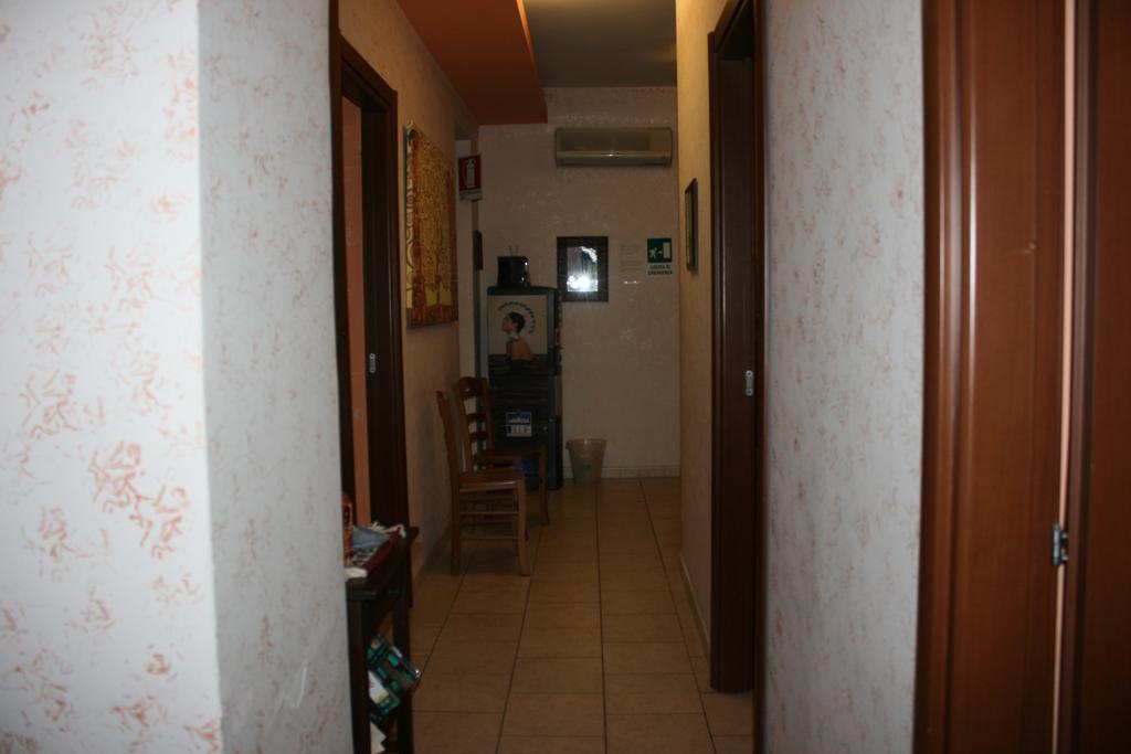 Folia B&B Ρώμη Εξωτερικό φωτογραφία